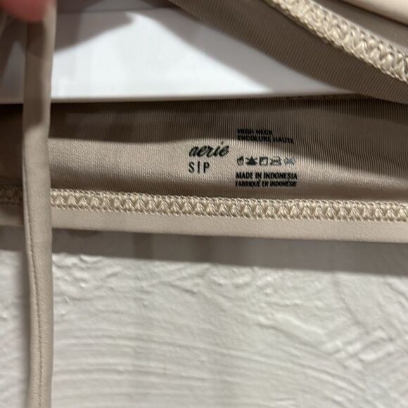 Aerie Swim Sand / Nude Halter Bikini Top Size Small - Picture 2 of 6